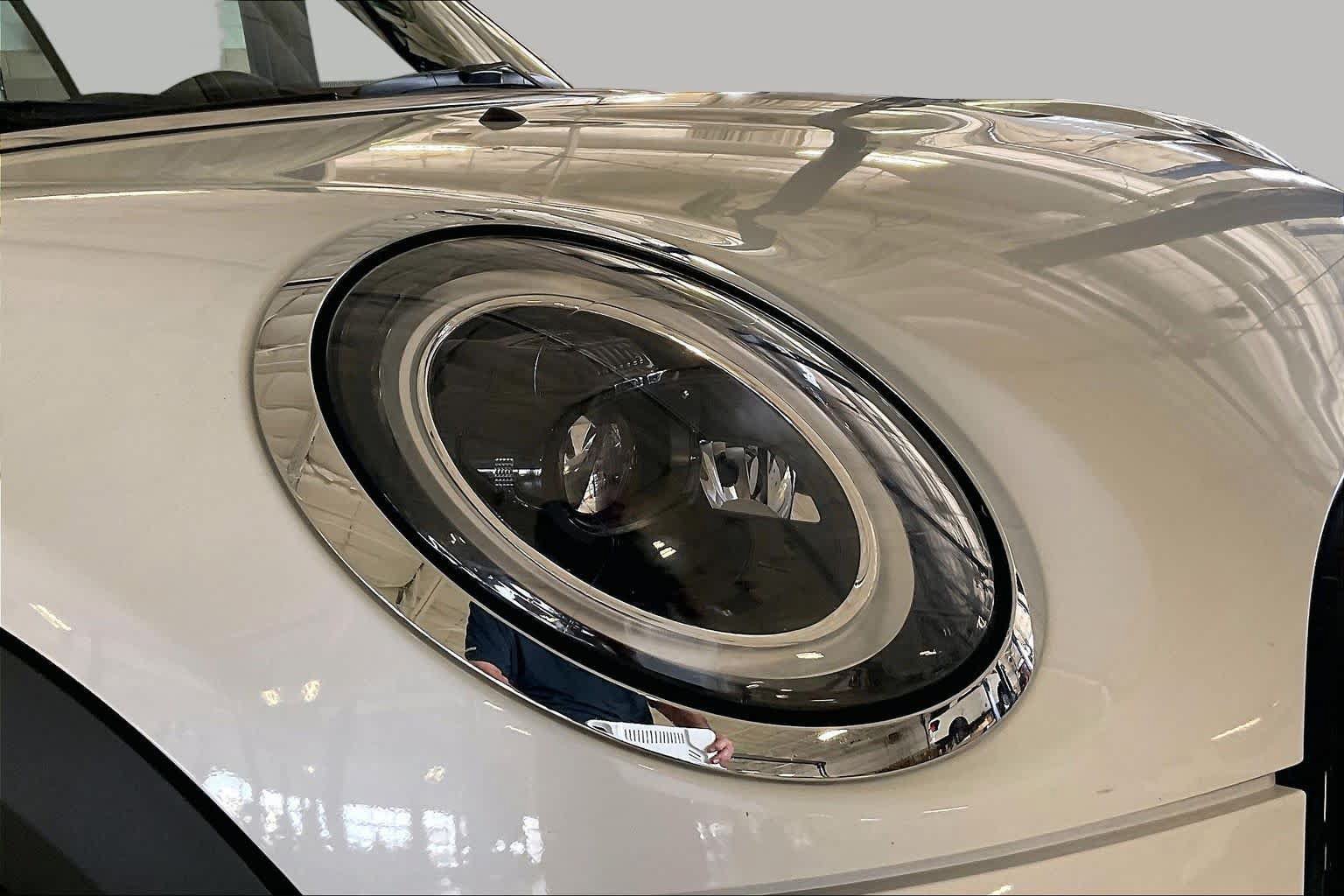 Used 2024 MINI Cooper Convertible w/ Signature Upholstery Package FWD image 24