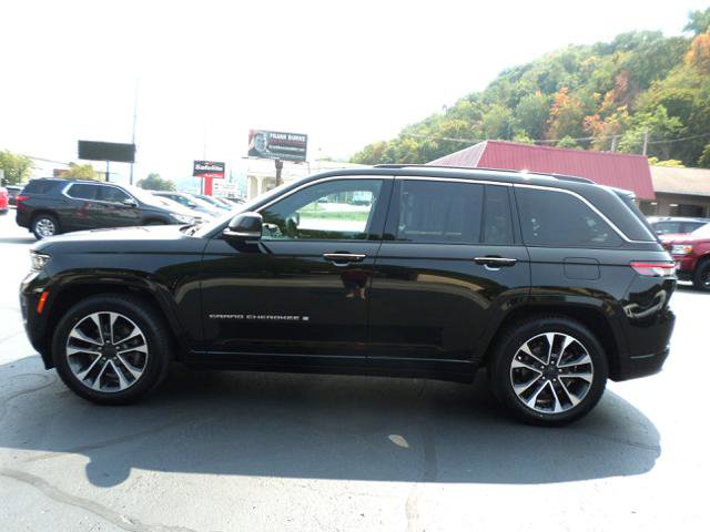 Used 2022 Jeep Grand Cherokee Overland w/ Adv Protech Group III image 9