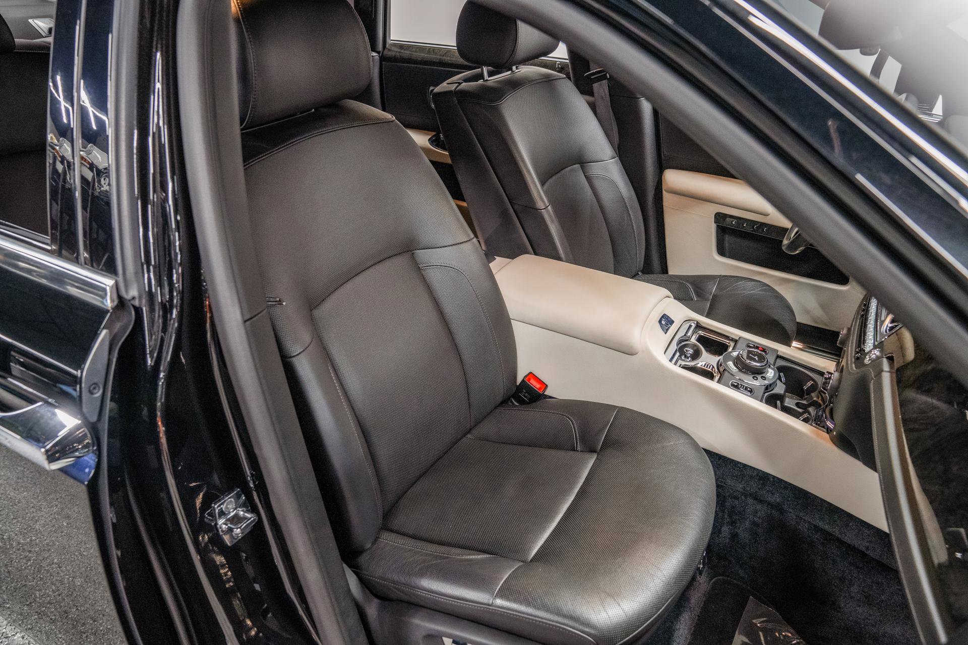 Used 2014 Rolls-Royce Ghost image 23