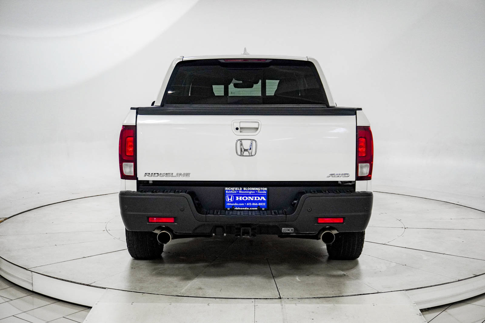 Used 2023 Honda Ridgeline RTL-E image 7