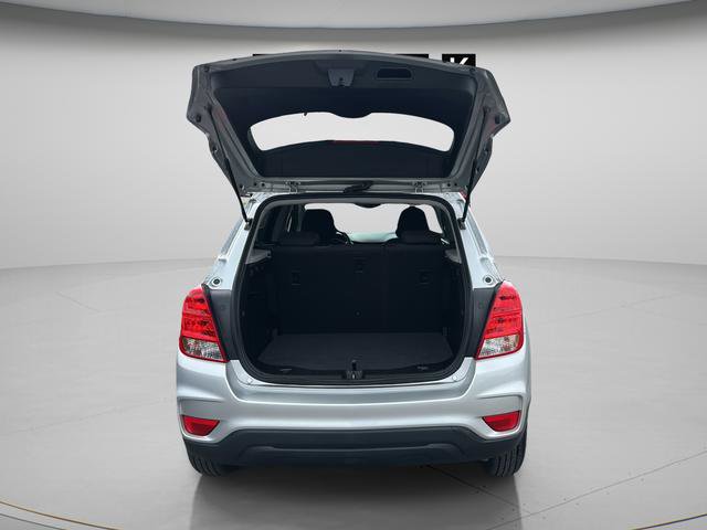 Used 2017 Chevrolet Trax LS w/ Fleet Convenience Package image 18