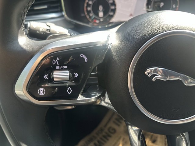 Used 2025 Jaguar F-PACE R-Dynamic S image 30