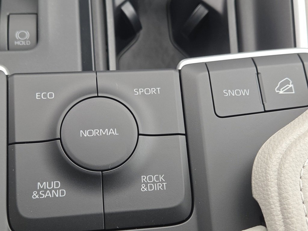 New 2026 Toyota Grand Highlander XLE image 10