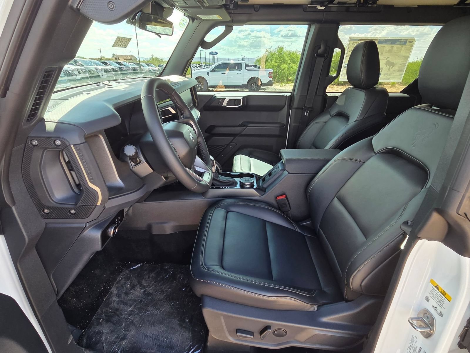 New 2026 Ford Bronco Badlands AWD/4WD image 11