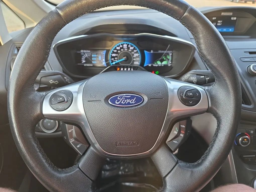 Used 2017 Ford C-MAX SE image 15