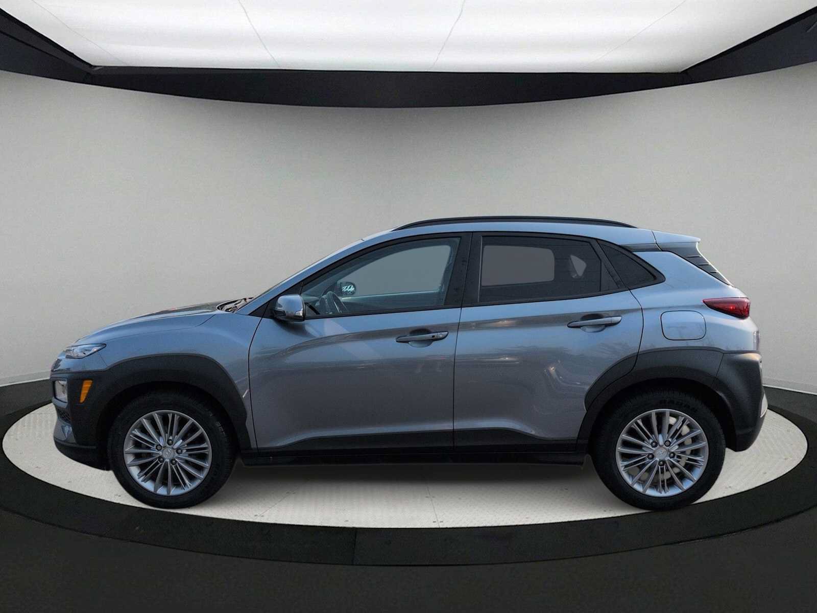 Used 2020 Hyundai Kona SEL w/ Cargo Package FWD image 5