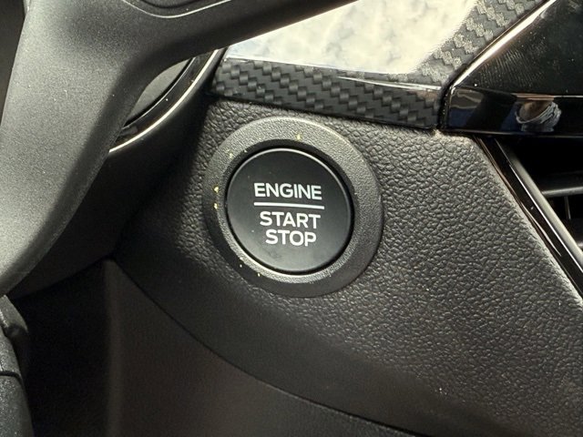 New 2025 Ford Escape ST-Line w/ Cold Weather Package image 29