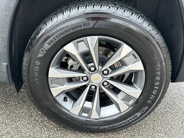 Used 2025 Chevrolet Equinox LT image 31