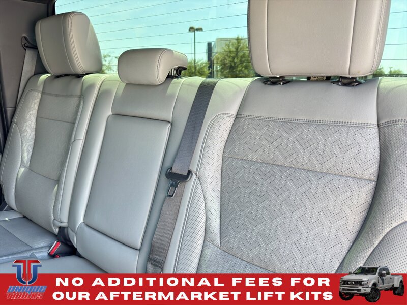 Used 2025 Toyota Tundra Limited w/ TRD Off-Road Package AWD/4WD image 27