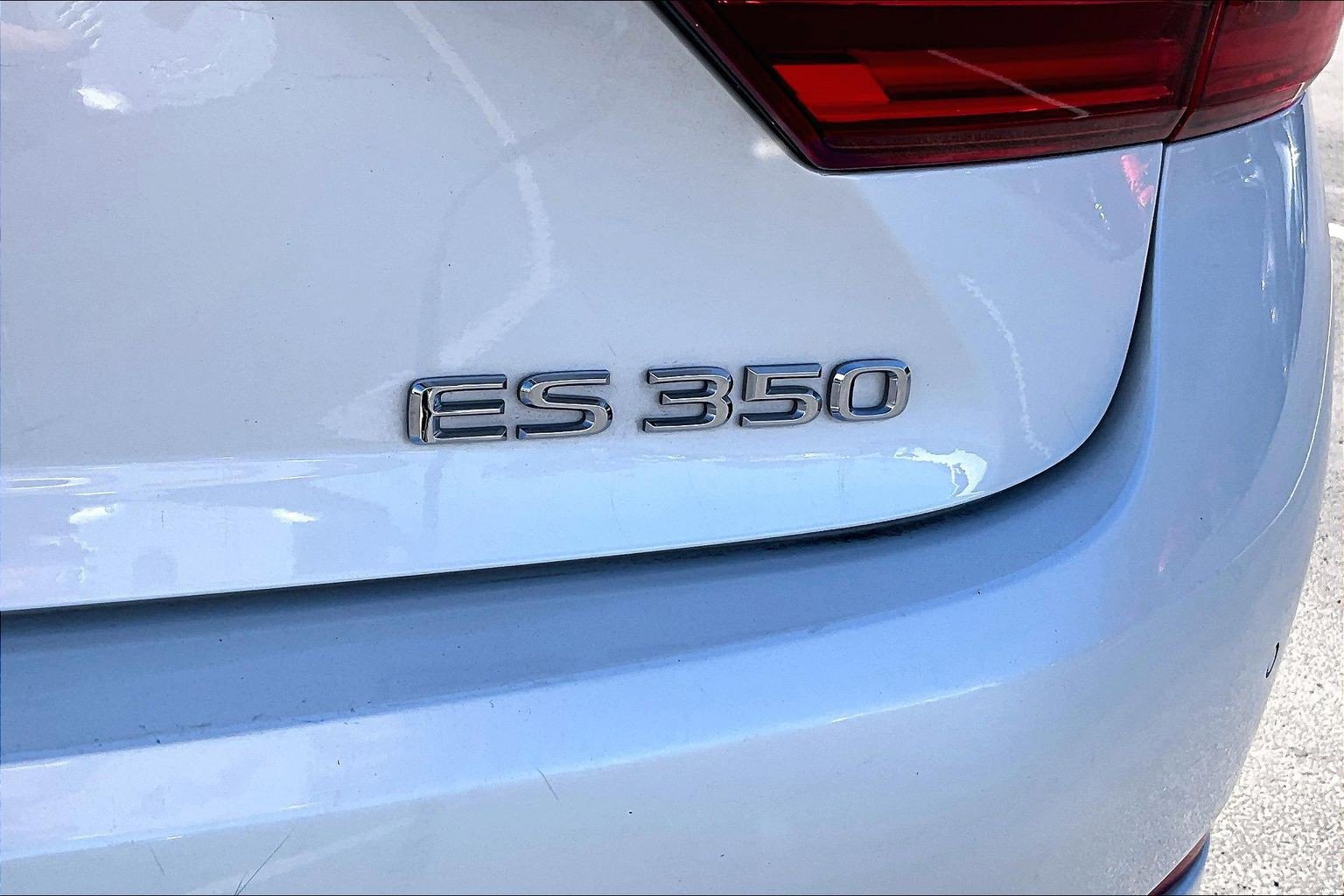 Used 2018 Lexus ES 350 w/ Premier Package FWD image 30