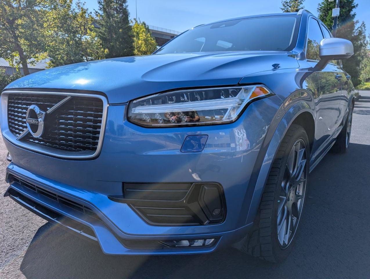 Used 2016 Volvo XC90 T6 R-Design w/ Protection Package Plus AWD/4WD image 25