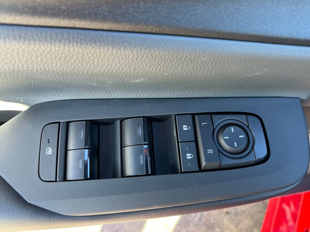 New 2026 Toyota Prius LE image 12