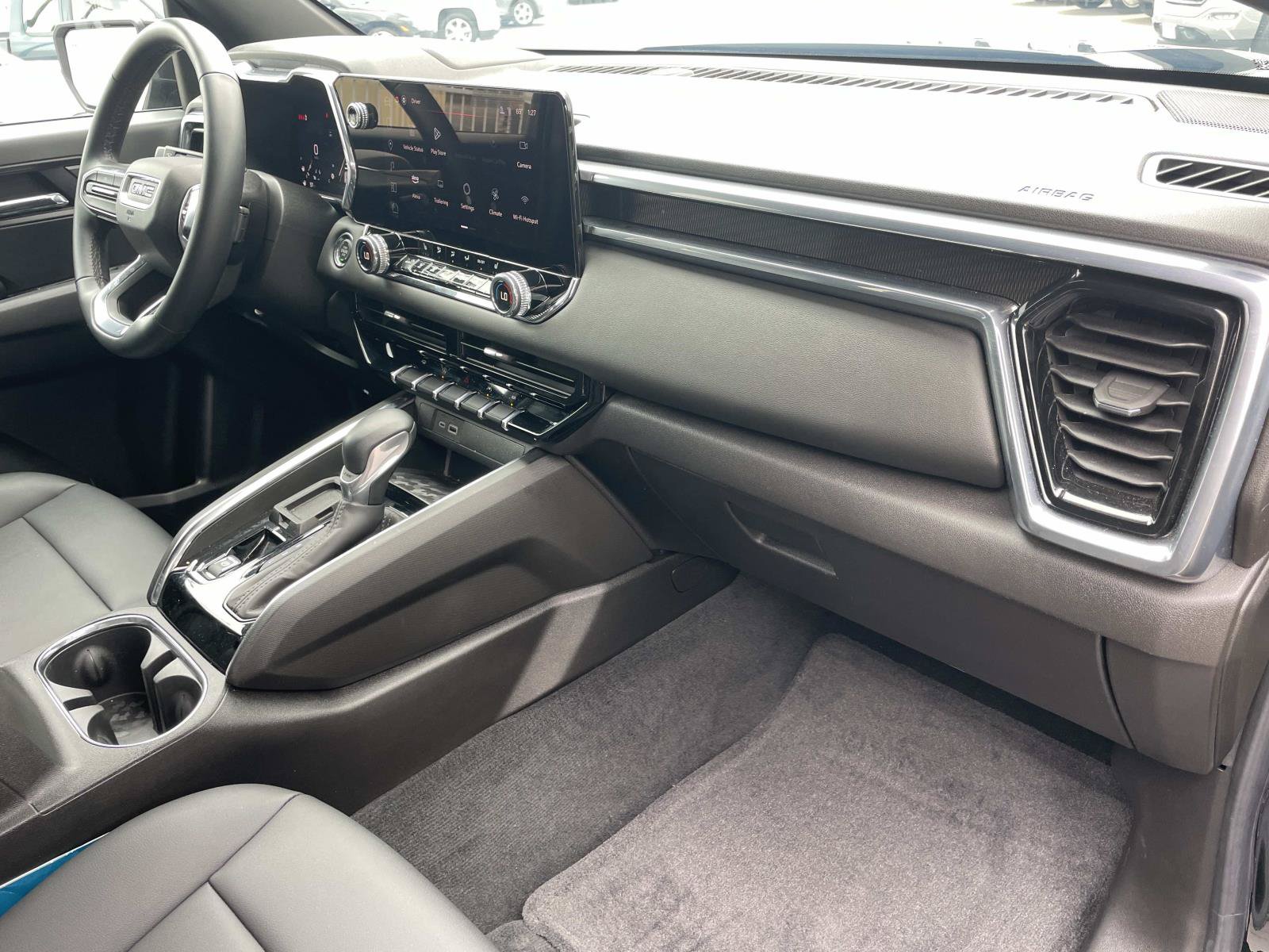 Used 2025 GMC Canyon Elevation w/ Convenience Package RWD image 29
