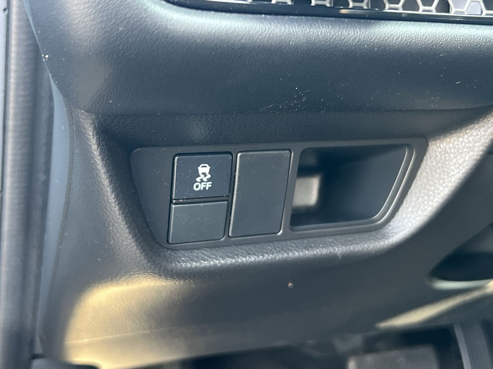 Used 2024 Honda HR-V Sport image 30