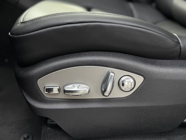 New 2026 Porsche Macan S image 16