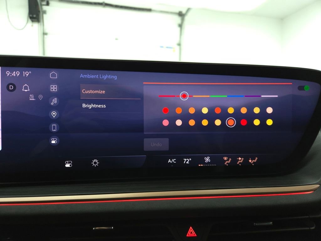 Used 2025 Buick Envision Sport Touring image 6