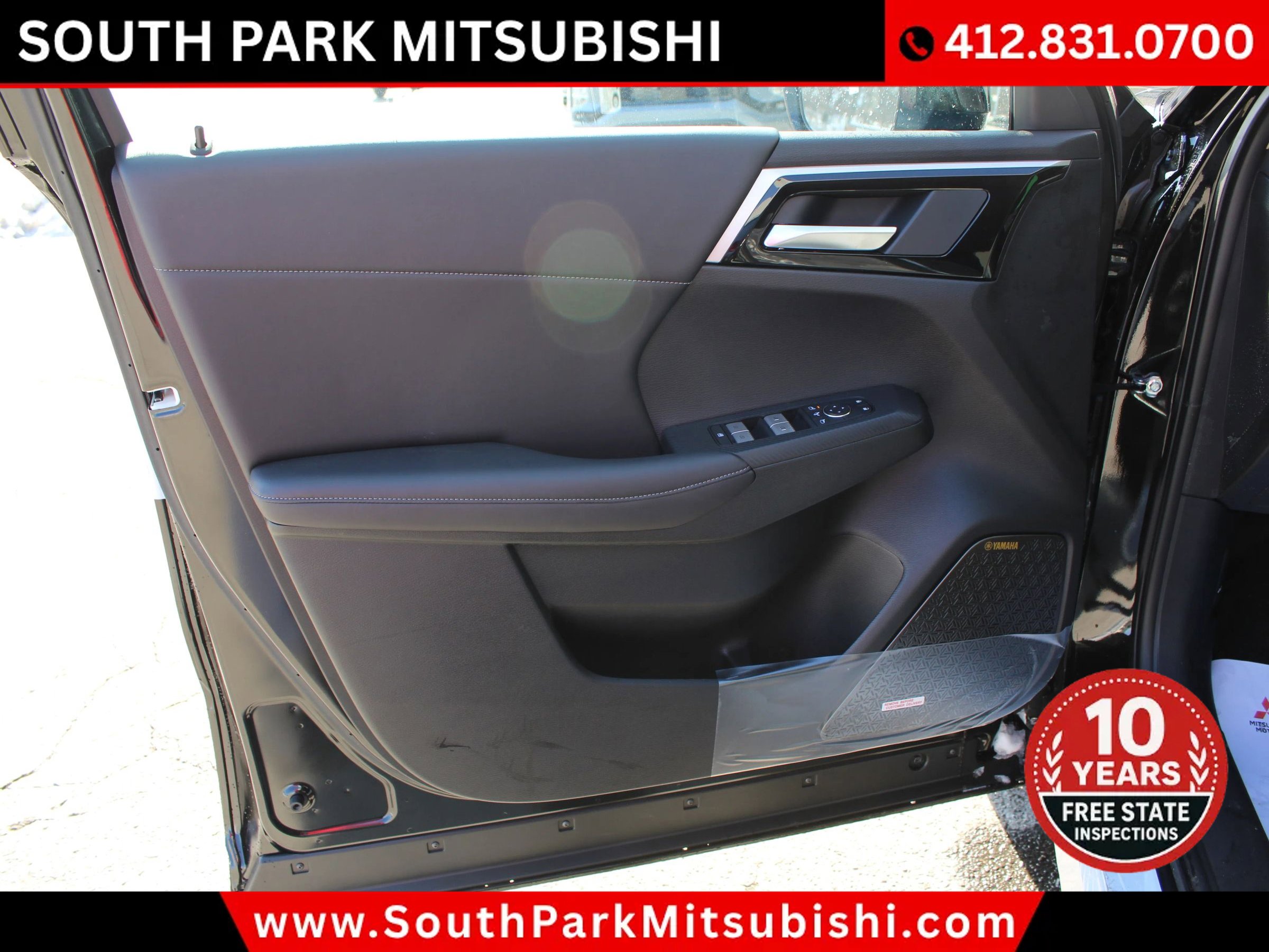 New 2026 Mitsubishi Outlander SE image 13