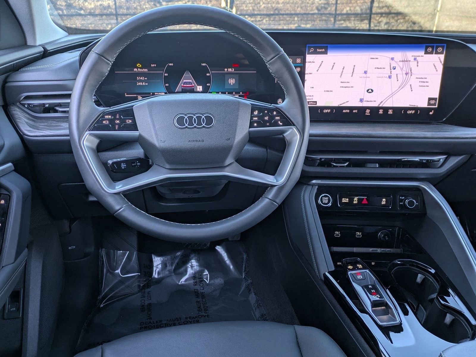 Used 2025 Audi Q5 Premium w/ Convenience Package image 8