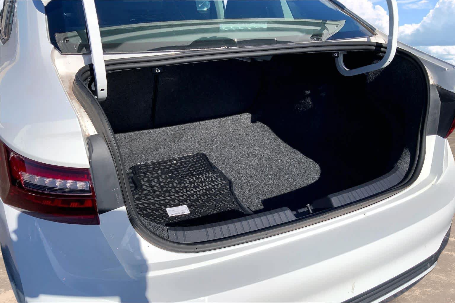 New 2026 Volkswagen Jetta S FWD image 19