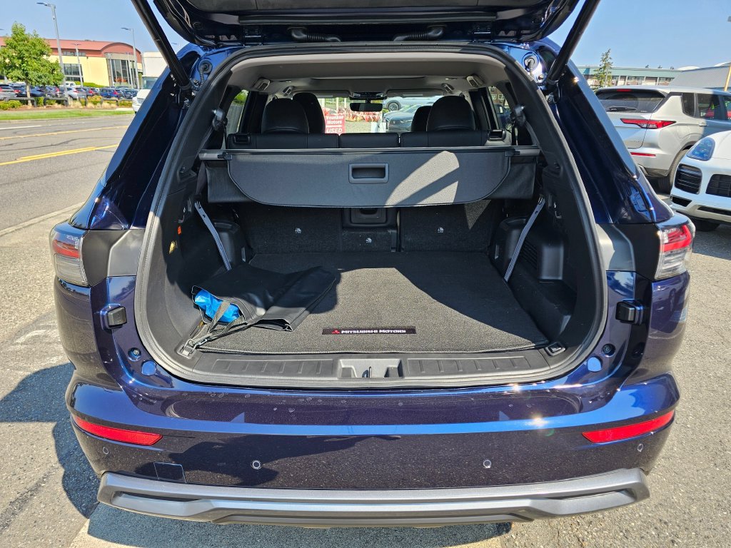 New 2026 Mitsubishi Outlander SE AWD/4WD image 10