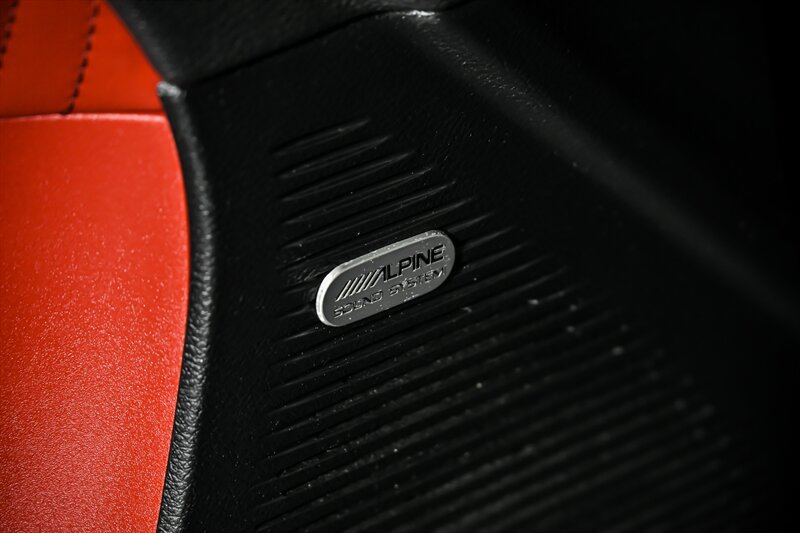 Used 2016 Dodge Challenger R/T Plus RWD image 14