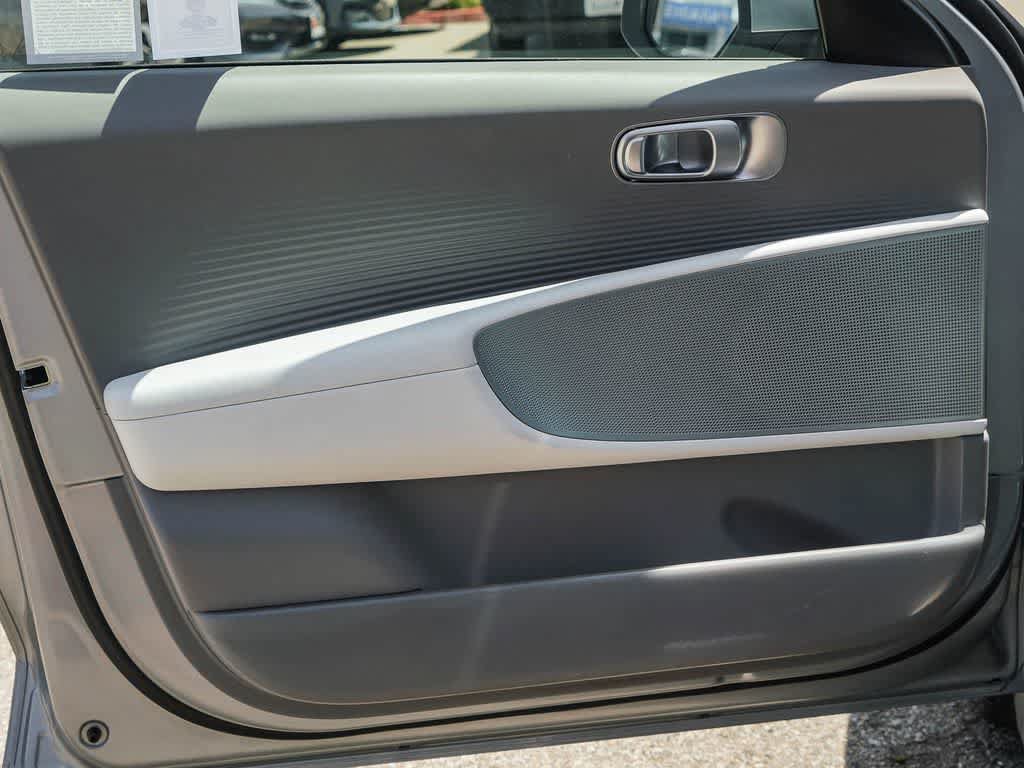 Used 2024 Hyundai Ioniq 6 SEL RWD image 19