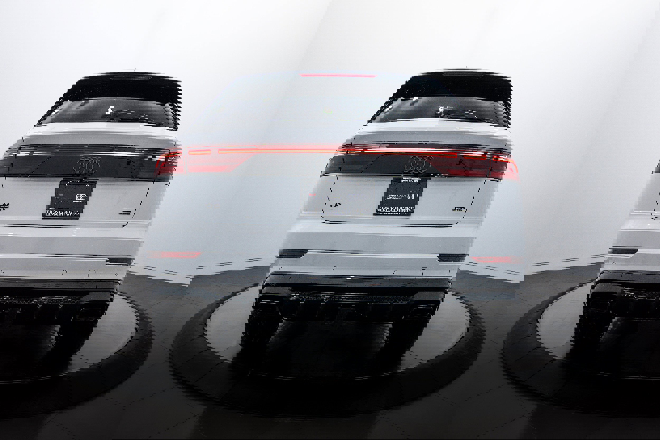 Certified 2025 Audi Q8 Premium Plus w/ Premium Plus Package image 20