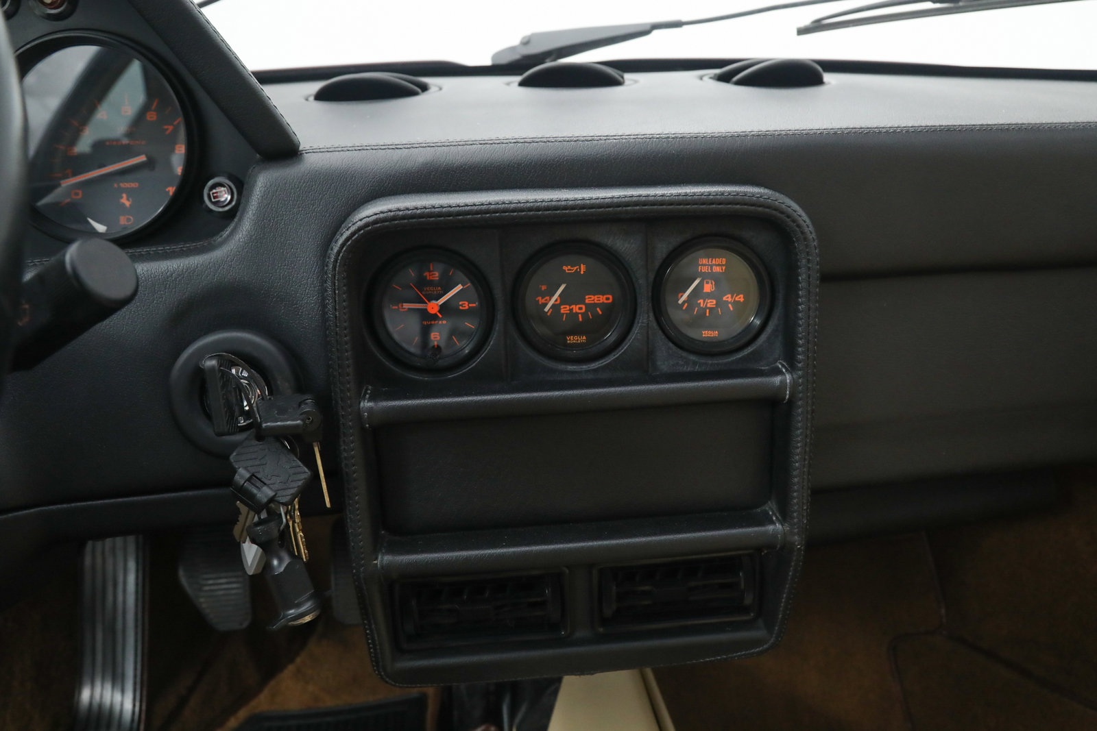 Used 1989 Ferrari 328 GTB RWD image 28