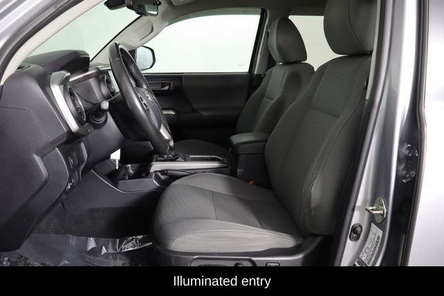 Used 2020 Toyota Tacoma SR5 AWD/4WD image 15
