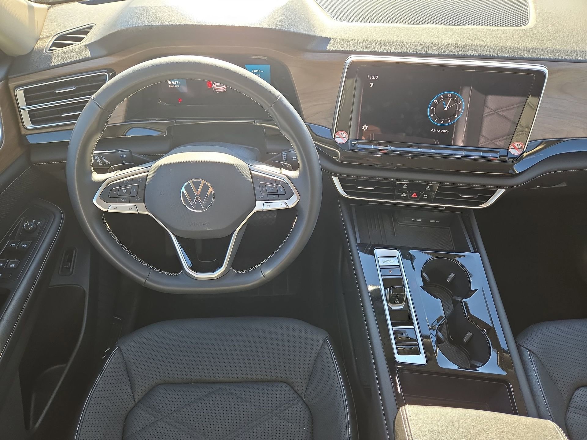 Used 2025 Volkswagen Atlas SE image 14