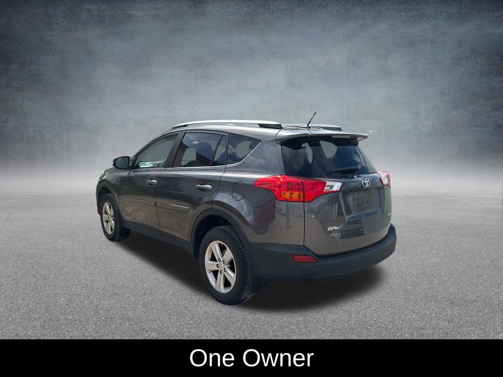 Used 2014 Toyota RAV4 XLE FWD image 3