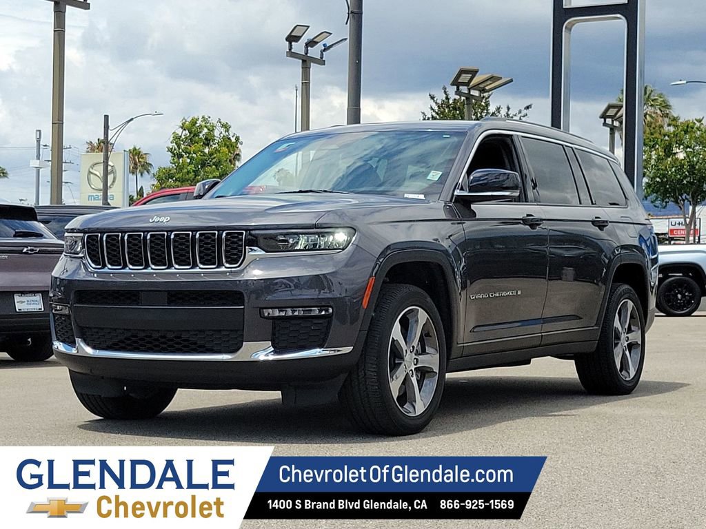 Used 2023 Jeep Grand Cherokee L Limited AWD/4WD image 16