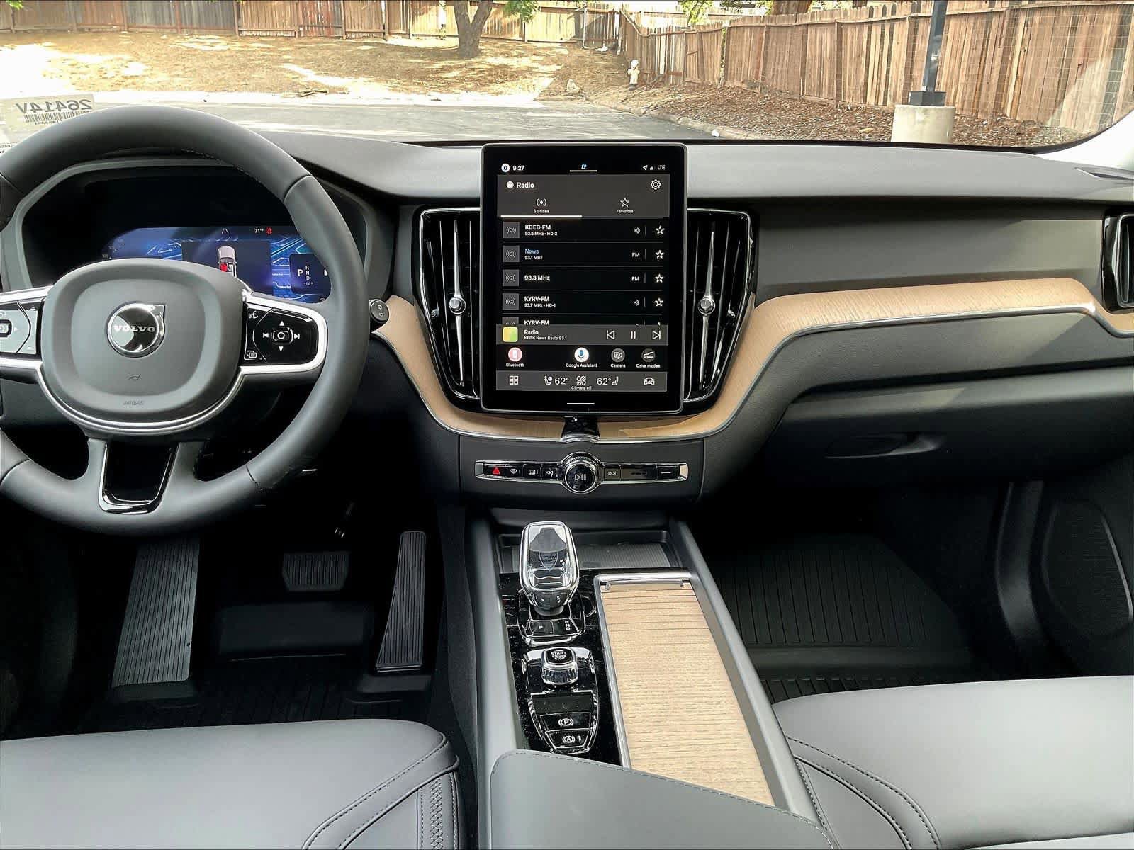 New 2026 Volvo XC60 B5 Plus w/ Climate Package AWD/4WD image 9
