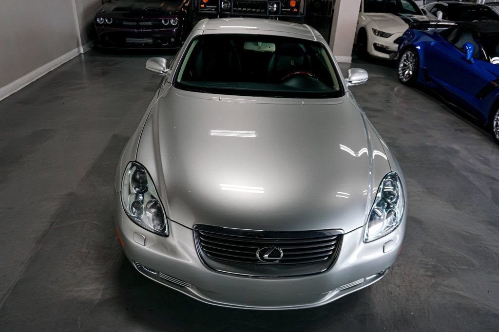 Used 2004 Lexus SC 430 Convertible RWD image 23
