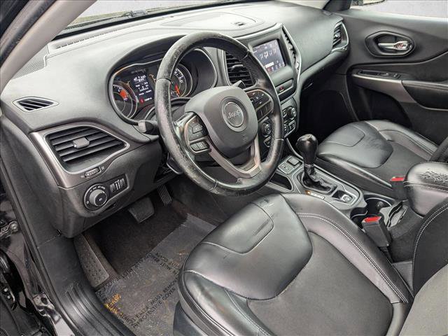 Used 2019 Jeep Cherokee Latitude Plus image 10