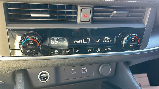 Used 2023 Nissan Rogue SV image 19