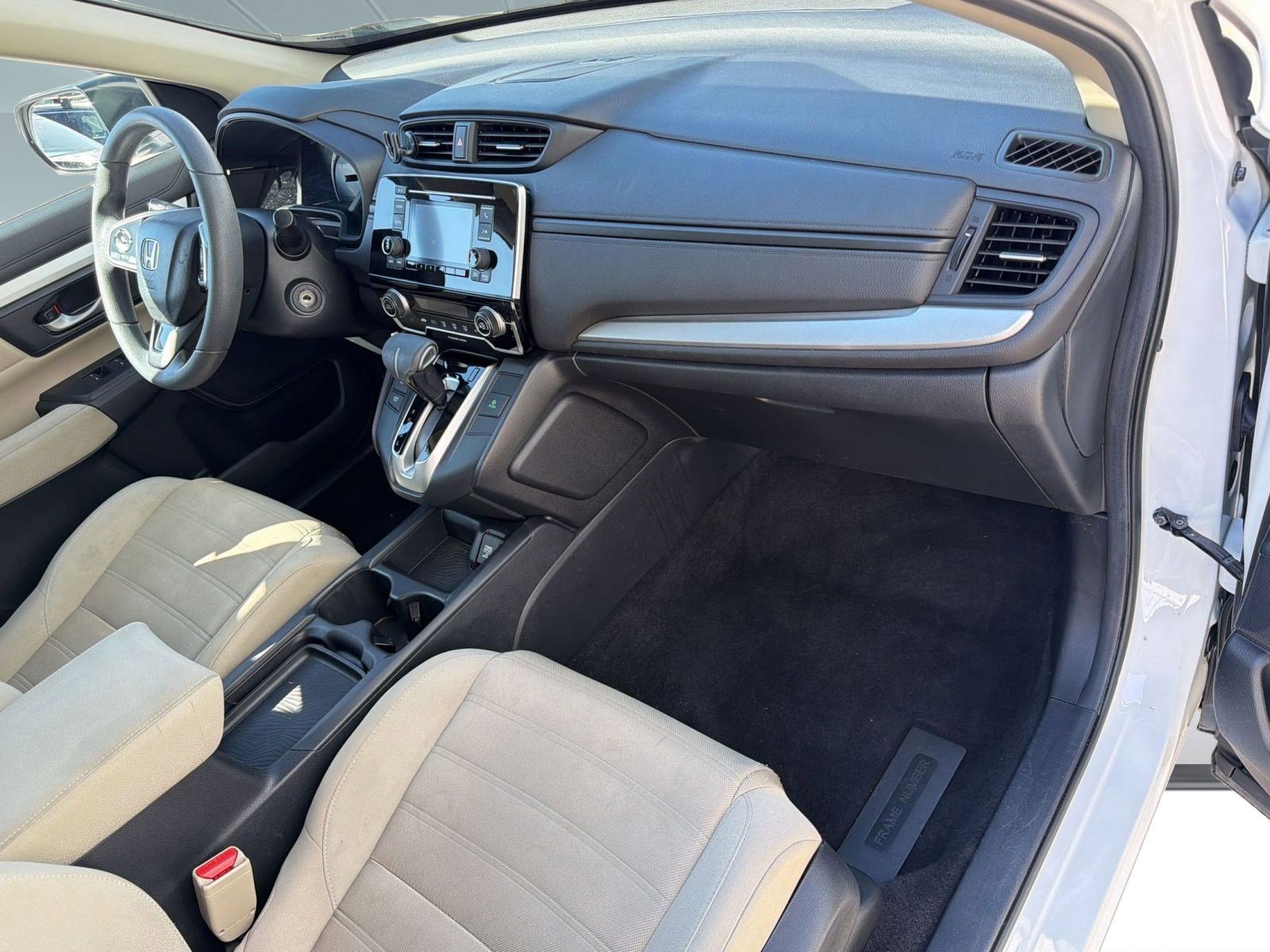 Used 2017 Honda CR-V LX image 29