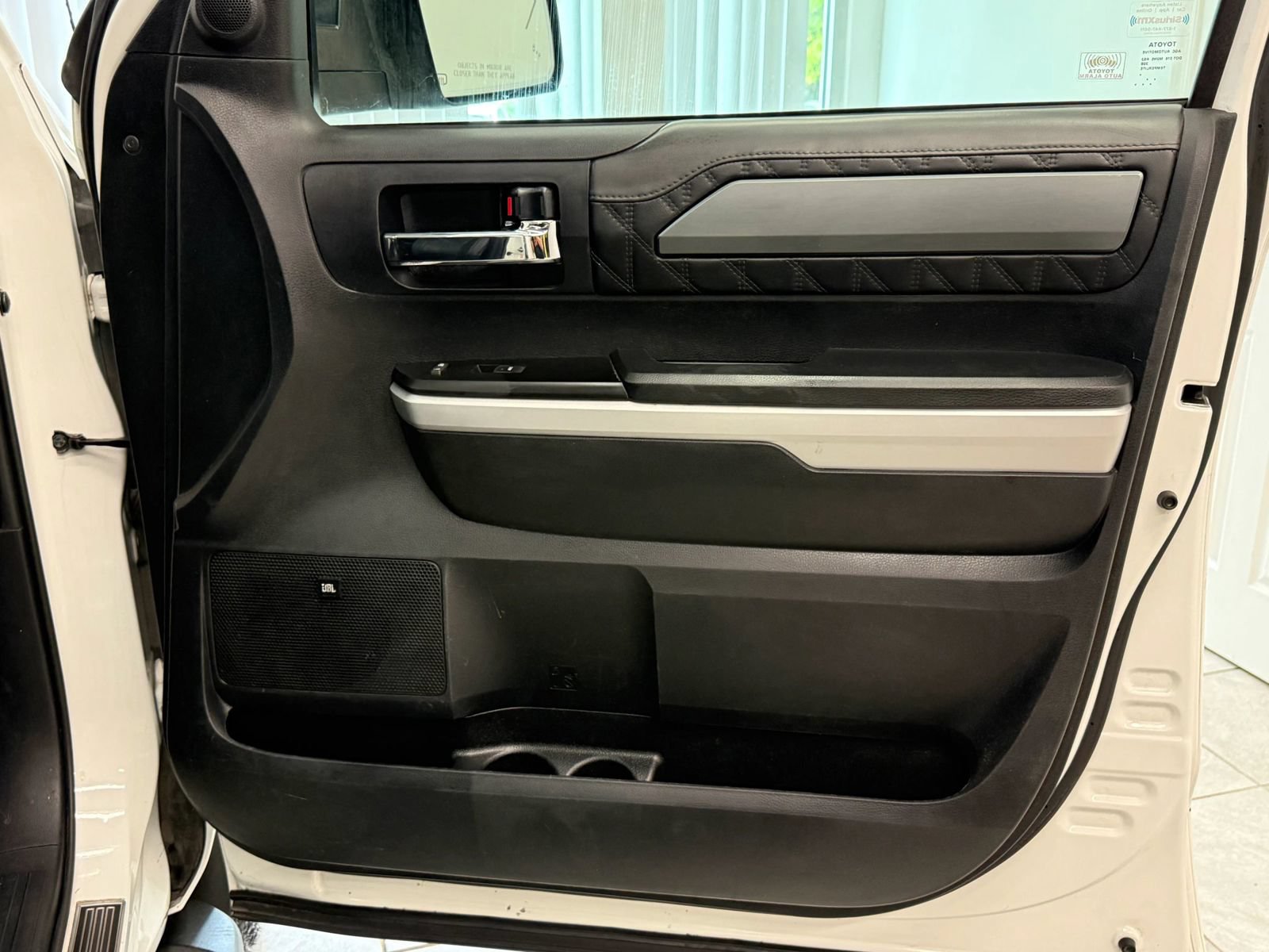 Used 2018 Toyota Tundra Platinum AWD/4WD image 22