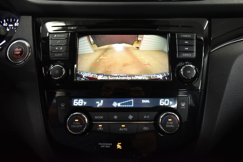 Used 2020 Nissan Rogue Sport SV w/ All-Weather Package image 11