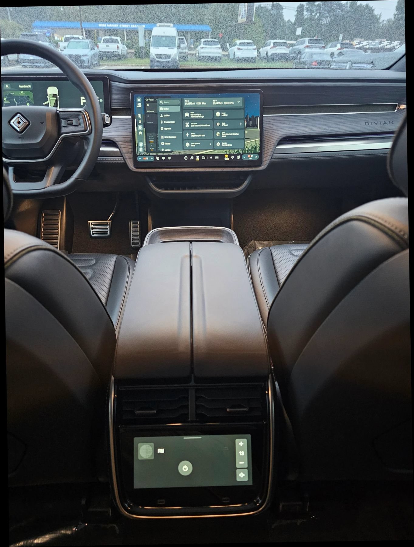 Used 2024 Rivian R1S Adventure Quad AWD/4WD image 21