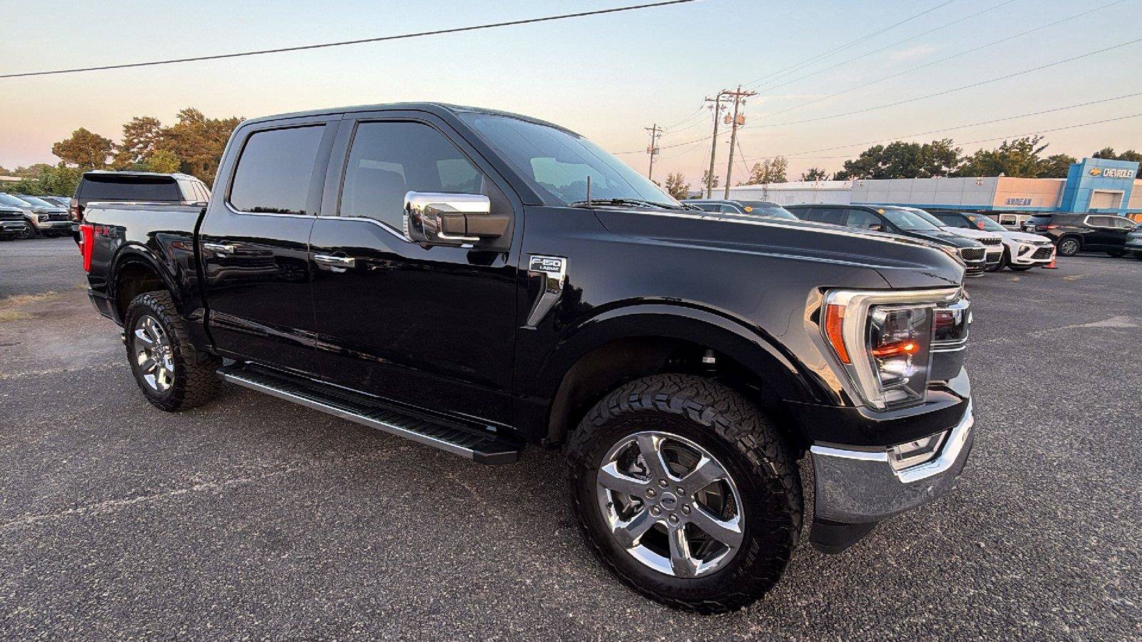 Used 2022 Ford F150 Lariat w/ Equipment Group 502A High AWD/4WD image 7
