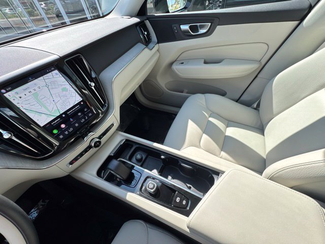 Certified 2024 Volvo XC60 T8 Plus w/ Climate Package AWD/4WD image 22