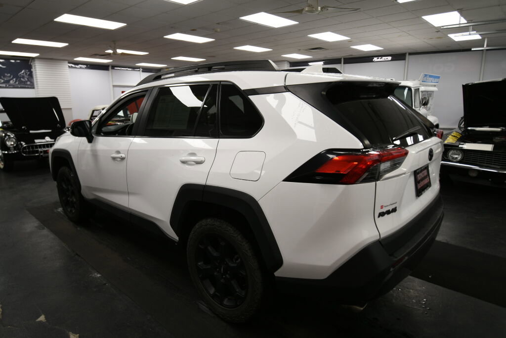 Used 2020 Toyota RAV4 TRD Off-Road w/ TRD Off-Road Weather Package image 37