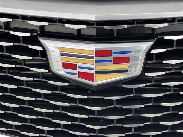 Used 2025 Cadillac XT6 Luxury image 32