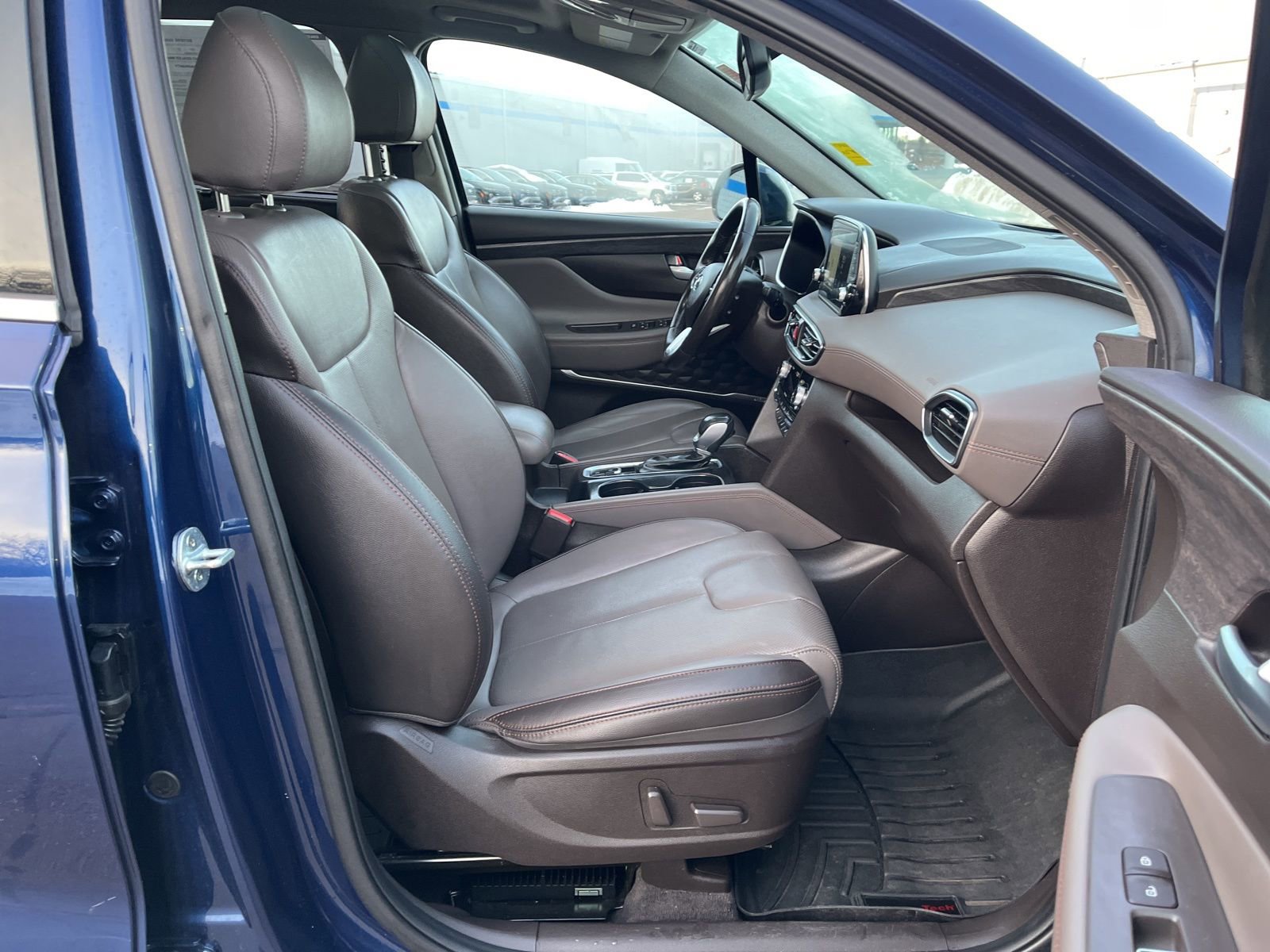 Used 2020 Hyundai Santa Fe Limited image 10