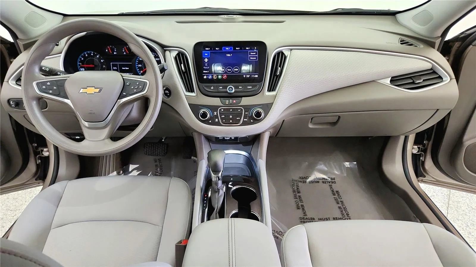 Used 2022 Chevrolet Malibu LT image 34