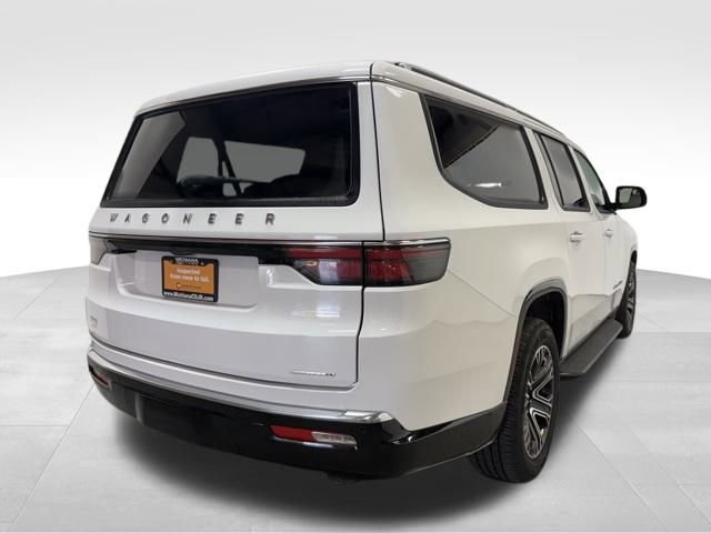 Certified 2024 Jeep Wagoneer L Series II w/ Flexible Seating Group image 8