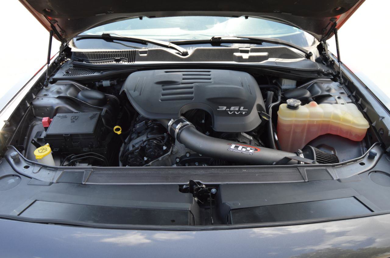 Used 2019 Dodge Challenger SXT RWD image 15