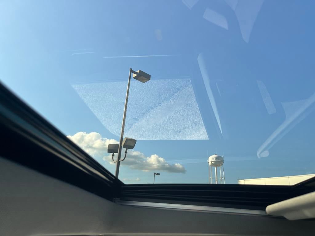 Used 2022 GMC Sierra 1500 SLT w/ SLT Premium Plus Package image 19