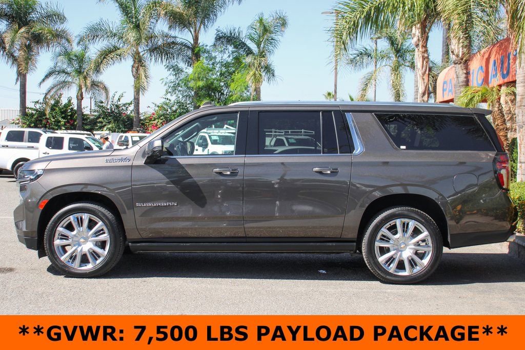 Used 2021 Chevrolet Suburban High Country w/ Premium Package image 5